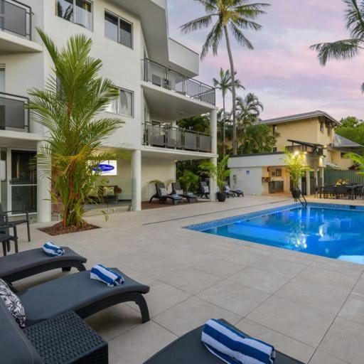 Marina Terraces Port Douglas Aparthotel Exterior photo