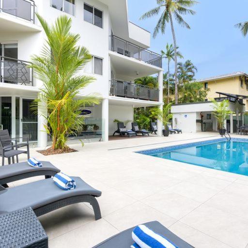 Marina Terraces Port Douglas Aparthotel Exterior photo